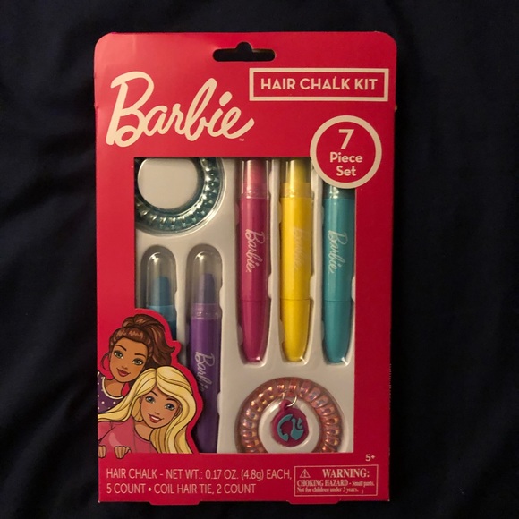 🆕 BARBIE Hair Chalk Kit - Picture 1 of 6